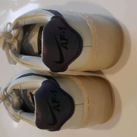 Nike Women's Sneakers White and Black - Picture 7 of 7